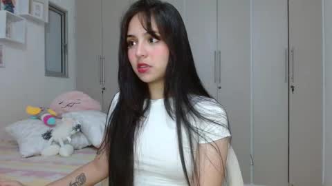Snapshot of lily_crushx chatting on January 7, 7:52 am Lirio online show from January 7, 7:52 am