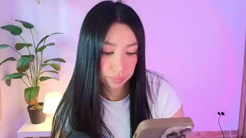 just lily online show from June 29, 9:48 pm