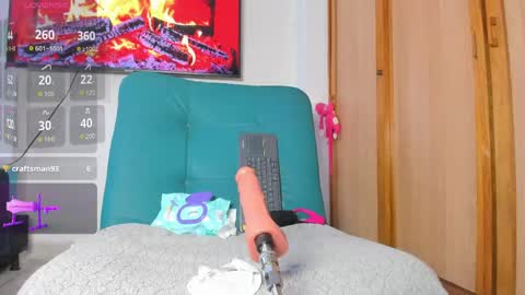 Snapshot of lily_evil chatting on April 23, 5:48 pm online show from April 23, 5:48 pm