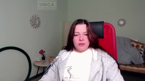 Lily online show from January 27, 6:41 am