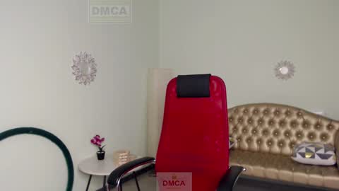 Lily online show from January 31, 1:12 pm