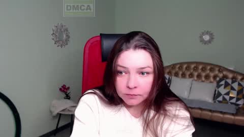 Lily online show from February 6, 4:10 am