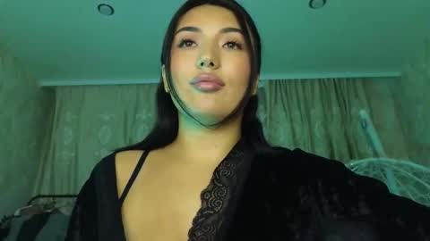 Lily online show from February 10, 2:54 pm