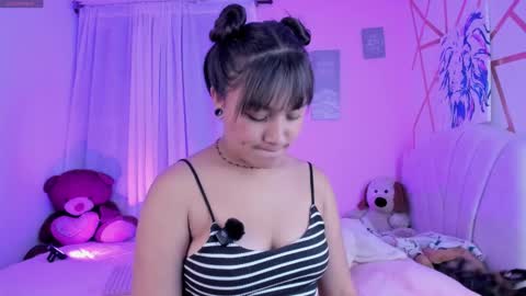 Lily online show from November 26, 4:35 am