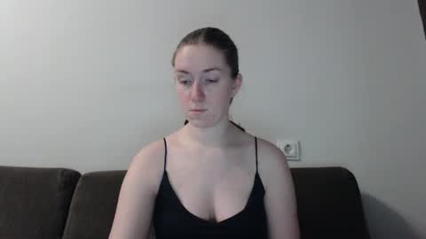 lily_love_x online show from January 5, 12:09 am