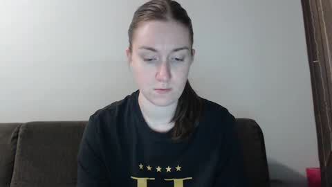 lily_love_x online show from January 8, 1:42 am