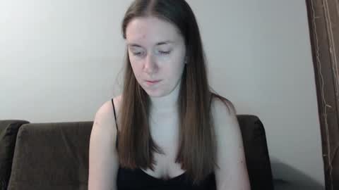 lily_love_x online show from January 14, 1:47 am
