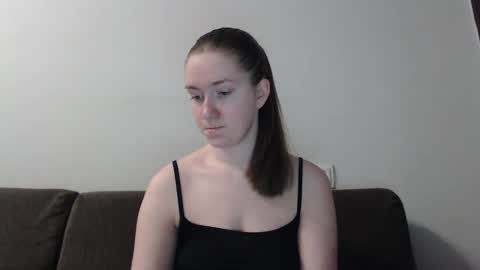lily_love_x online show from January 19, 3:50 am