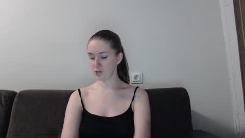 lily_love_x online show from October 1, 10:16 pm
