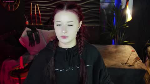 Lily online show from October 22, 7:41 am