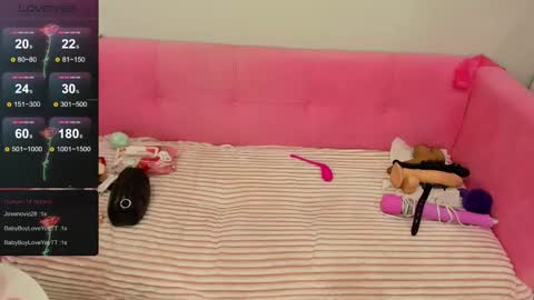 Snapshot of lilybrilly chatting on February 26, 5:09 am Lily online show from February 26, 5:09 am