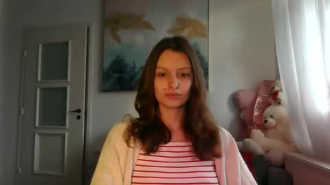 lilycandy_ online show from April 7, 6:47 am