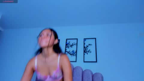 Lily online show from October 1, 4:07 am