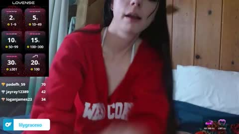 Snapshot of lilygracexoxo chatting on October 18, 4:48 am Lily Grace online show from October 18, 4:48 am
