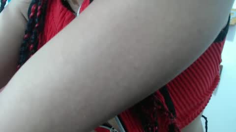 Snapshot of lilyjamesx chatting on February 10, 8:00 pm lilyjamesx online show from February 10, 8:00 pm