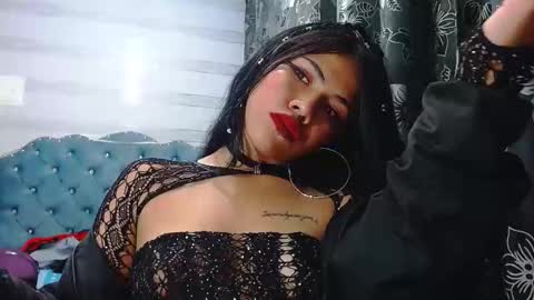 Snapshot of lilyjamesx chatting on February 20, 1:36 am lilyjamesx online show from February 20, 1:36 am