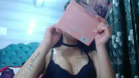 Snapshot of lilyjamesx chatting on February 21, 8:49 pm lilyjamesx online show from February 21, 8:49 pm