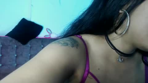 Snapshot of lilyjamesx chatting on November 27, 1:57 pm lilyjamesx online show from November 27, 1:57 pm