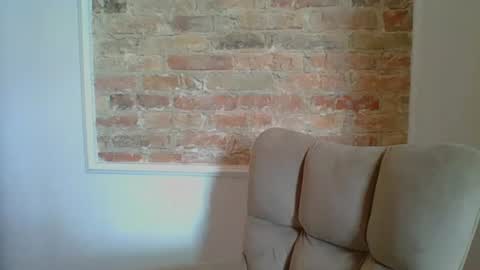 Snapshot of lilylovely26 chatting on June 25, 5:34 am Lily online show from June 25, 5:34 am