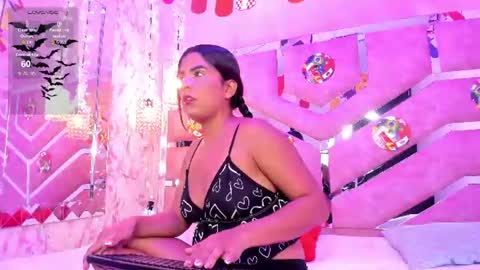 lilylovely_ online show from July 16, 8:48 pm