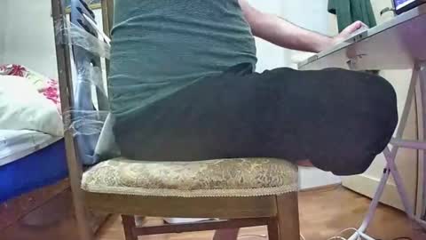 lilylovelyman50 online show from May 7, 7:19 pm