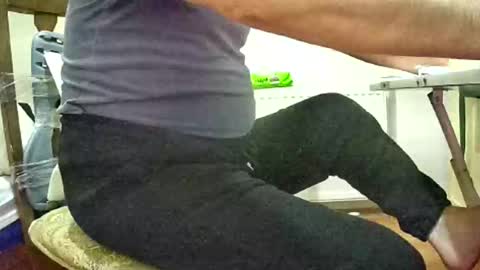 lilylovelyman50 online show from May 14, 2:51 am