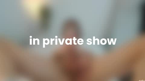 Lily Reina online show from April 20, 6:42 pm