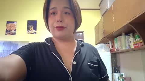 lilysette online show from May 20, 8:53 am
