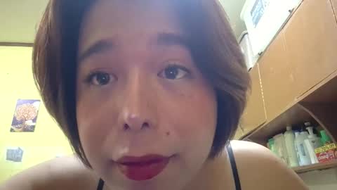 lilysette online show from May 30, 11:40 am