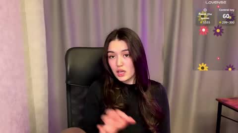 Lily online show from April 18, 7:58 pm