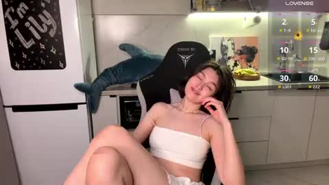 Lily online show from June 12, 5:34 pm