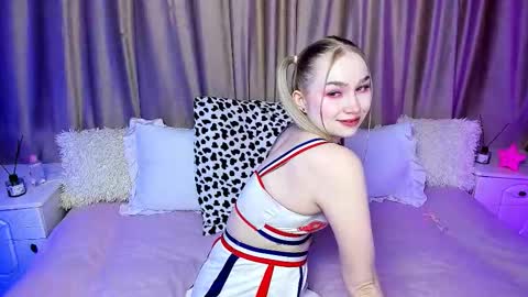 Lilian online show from November 6, 3:51 am