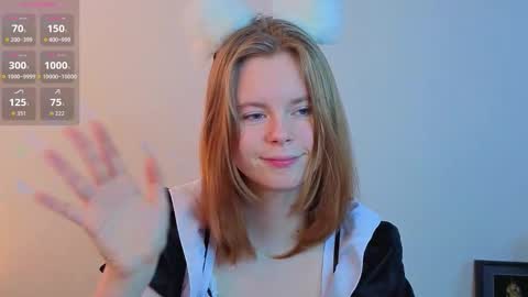 Snapshot of lilytways chatting on February 19, 6:59 pm Julie online show from February 19, 6:59 pm