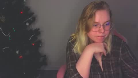 Snapshot of lime_cat chatting on December 17, 1:55 am lime cat online show from December 17, 1:55 am