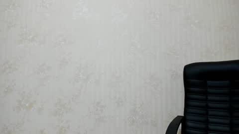 Snapshot of limebabykristi123 chatting on December 12, 9:40 am online show from December 12, 9:40 am