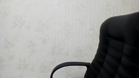 Snapshot of limebabykristi123 chatting on January 23, 10:32 am online show from January 23, 10:32 am