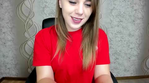 Snapshot of limebabykristi123 chatting on October 24, 8:05 pm online show from October 24, 8:05 pm