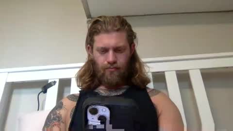 Snapshot of limitlesschris chatting on April 7, 3:34 pm Chris online show from April 7, 3:34 pm
