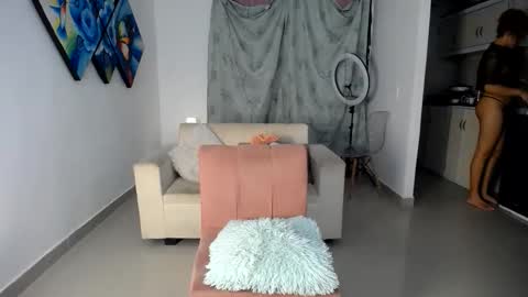 Snapshot of lina_andr chatting on May 28, 6:32 am lina_andr online show from May 28, 6:32 am