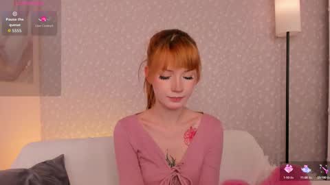 Snapshot of lina_blueeyed chatting on October 5, 9:07 am Lina blueeyed GMT3 1100-1700 Mon Wed Thu Sat Sun online show from October 5, 9:07 am