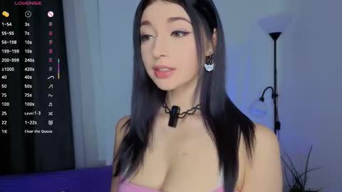 Lina online show from November 25, 5:51 am