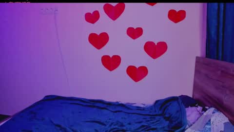 Snapshot of lina_lin_ chatting on February 14, 4:09 pm Lina online show from February 14, 4:09 pm