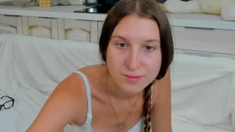 Snapshot of lina_massey chatting on July 5, 12:50 am lina_massey online show from July 5, 12:50 am
