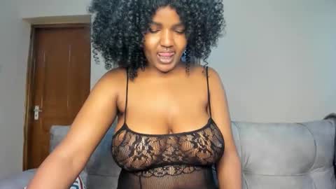 Snapshot of lina_sexy58 chatting on October 24, 9:17 am lina sexy58 online show from October 24, 9:17 am