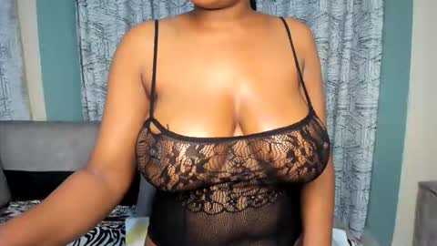 Snapshot of lina_sexy58 chatting on December 13, 9:20 pm lina sexy58 online show from December 13, 9:20 pm