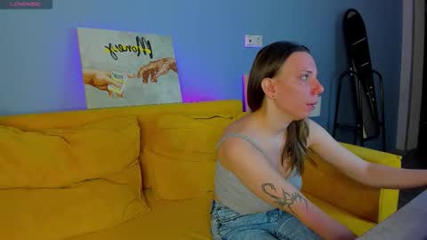 Lina online show from March 10, 3:11 am