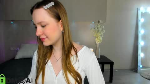 Lina online show from March 24, 1:10 am