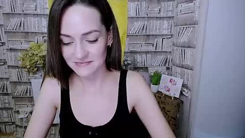 Snapshot of lina_star_s chatting on October 8, 6:55 am Lina online show from October 8, 6:55 am