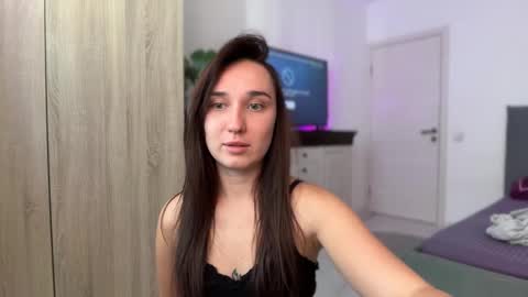 Lina online show from September 15, 8:47 am