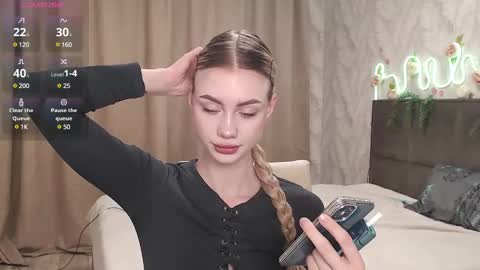 linacute52 online show from February 26, 3:32 am